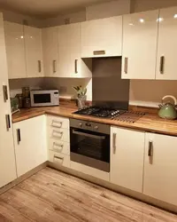 Кухни Бежевая Столешница Под Дерево Фото