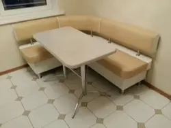 Oshxona fotosurati uchun kichik burchakli divanlar