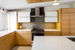 Trapezoid kitchen design