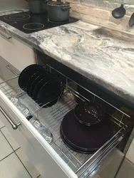 Mətbəx interyerində Cipollino boz tezgahı
