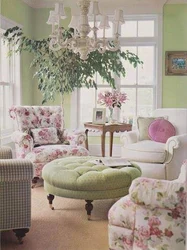 Green pink living room photo