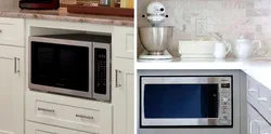 Шкафта ас үйдің интерьеріндегі микротолқынды пеш