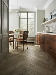 Wood-effect tiles in the kitchen interior
