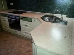 Столешница аламбра в интерьере кухни фото
