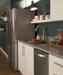 Mətbəx interyerində Haier soyuducu