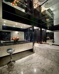 Mirror ceiling bath photo