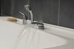 Mortise mixer for bathtub photo