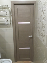 Platbands In The Bathroom Photo