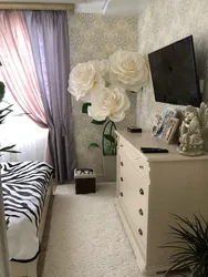 Butun Yotoqxona Atirgul Fotosurati Bilan Qoplangan