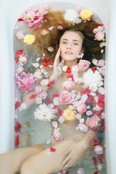 Ванна З Кветкамі Фота