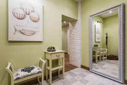Olive hallway photo