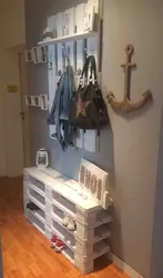 Прихожая из поддонов своими руками фото