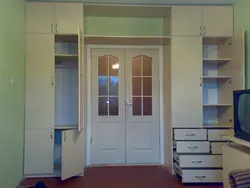 Wardrobe around the door in the bedroom photo