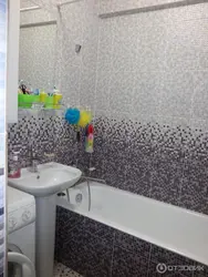 Жуынатын бөлмеге арналған плиткалар Лейла сұр фотосуреті