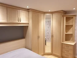 Мебели кабинети кунҷӣ барои акси хоб