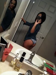 Selfie Photo In The Bathroom 18