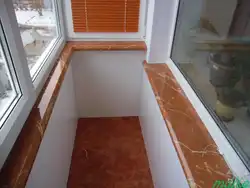 Лоджиялардың фотосуреттерін кілтпен оқшаулау