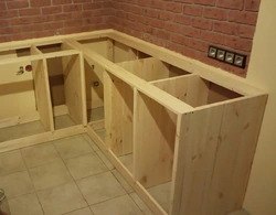 Фотосуреті бар үйдегі DIY фанера ас үйі