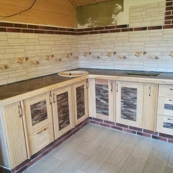 Фотосуреті бар үйдегі DIY фанера ас үйі