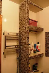 Vanna otağı fotoşəkilində alçıpan rəfləri
