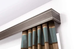 Wall cornice photo in the bedroom
