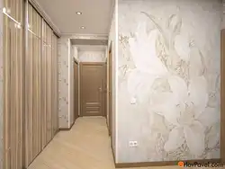 Non-woven wallpaper in the hallway interior