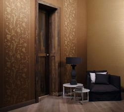 Non-woven wallpaper in the hallway interior