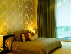 Color of wallpaper and curtains in the bedroom photo