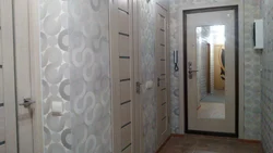 Hamam və tualet arasında koridorun dizaynı