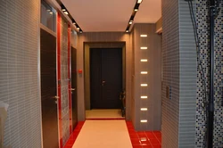 Design of the corridor between the bathroom and toilet