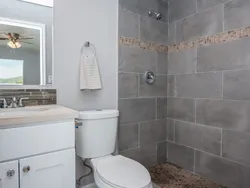 Bathroom half tile photo