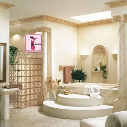 Bath design with columns