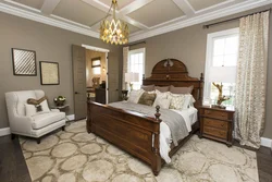 Bedroom with brown door design