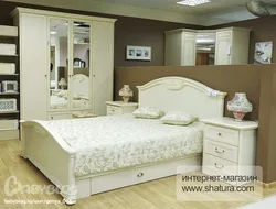 Lucia's bedroom in the interior