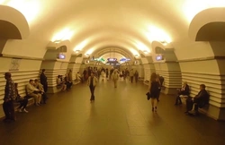 Станцыя гасціны двор фота