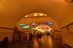 Gostiny Dvor station photo