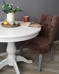 Inexpensive round tables for the kitchen photo