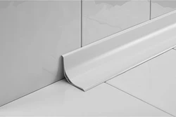 Baseboard for bathroom design photo