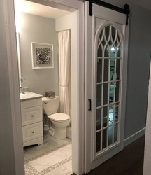Bathroom Opposite The Door Photo