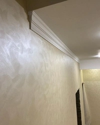 Мокры шоўк на кухні фота