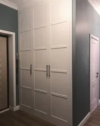 Built-in hinged wardrobes in the hallway photo