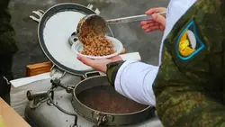 Photo field kitchen