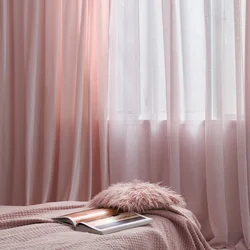 Pink curtains for the bedroom photo