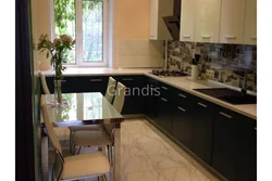Kitchen design 10 m with window