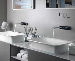 Sink And Bathtub With One Faucet Photo