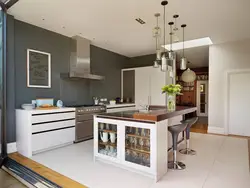 Module in the kitchen interior