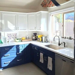 Photo of kitchen top white bottom blue top