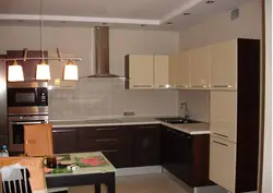 Ас үйдің төменгі қоңыр фотосуреті