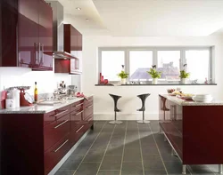 What colors go with burgundy in the kitchen interior