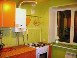 Kitchen Design 9 Sq.M. With Column